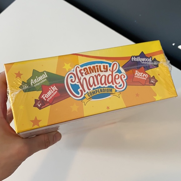 Family Charades Compendium 4-in-1 Family Animal rétro Hollywood - Picture 9 of 11